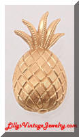 Vintage Golden TRIFARI Mini Pineapple Fruit Pin